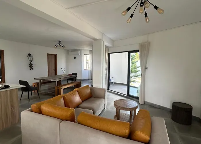 Pereybere Retreat - Seasons Break 3 Bedroom Apartment